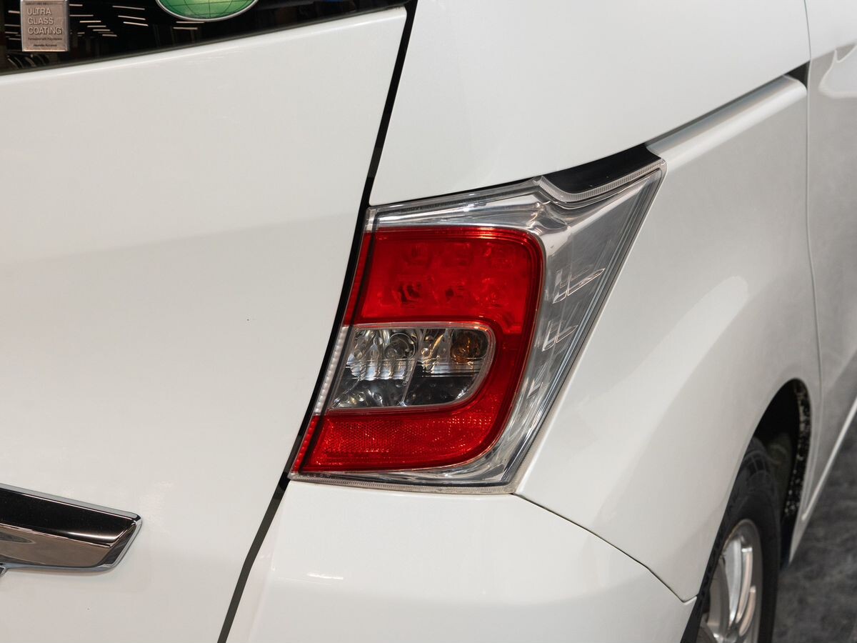 Honda Freed 2014 - фото автомобиля