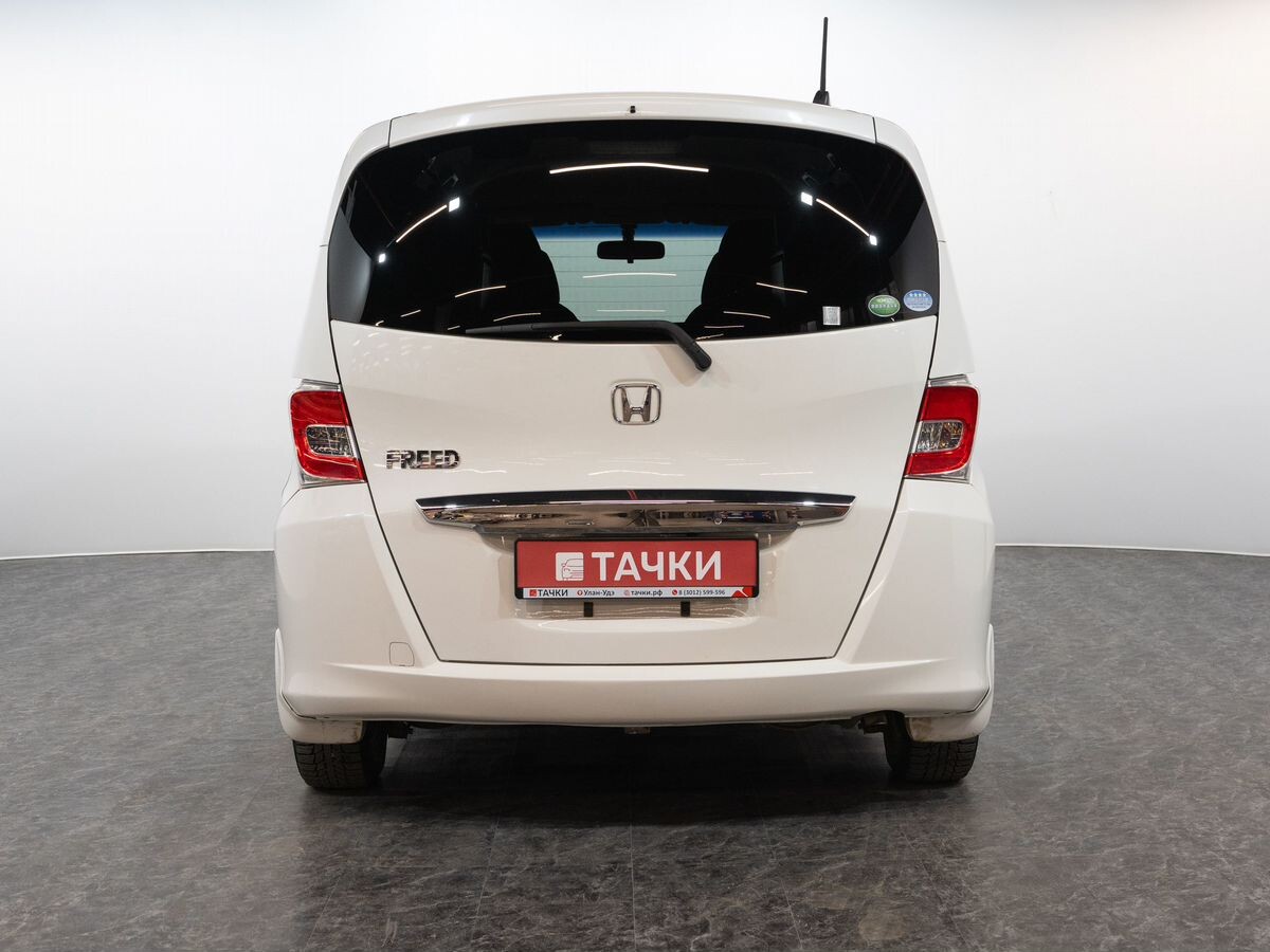 Honda Freed 2014 - фото автомобиля