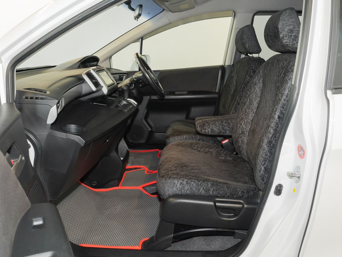 Honda Freed 2014 - фото автомобиля