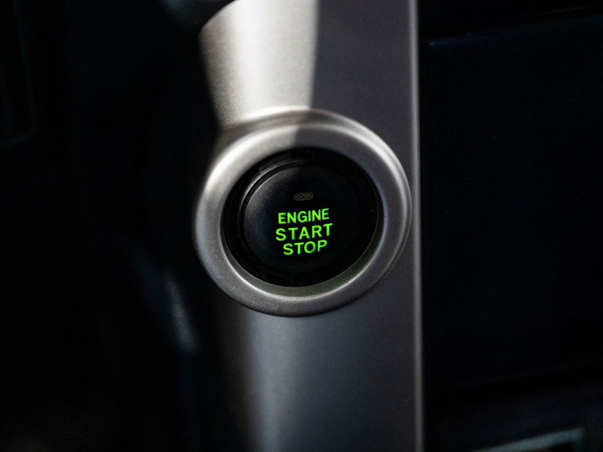 Toyota Land Cruiser Prado 2012 - фото автомобиля