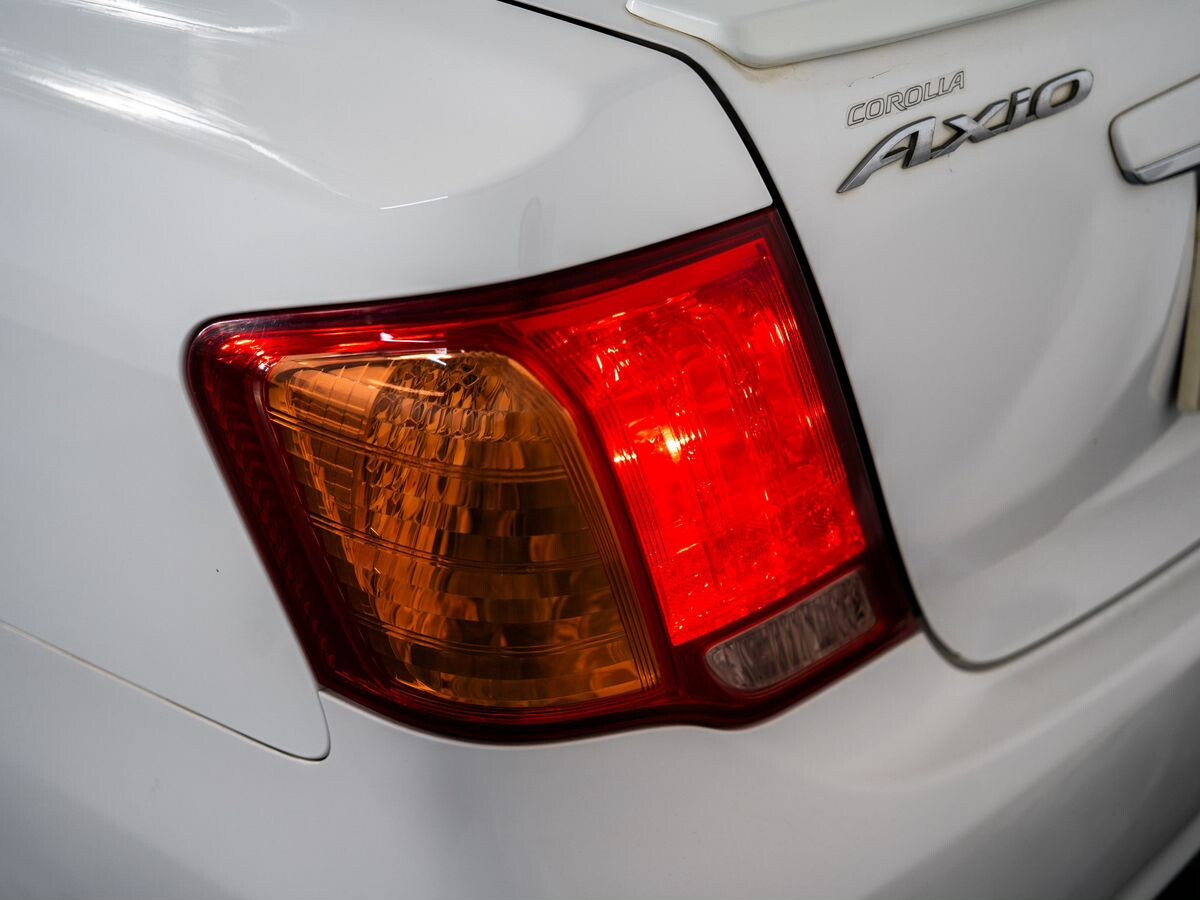 Toyota Corolla Axio 2008 - фото автомобиля