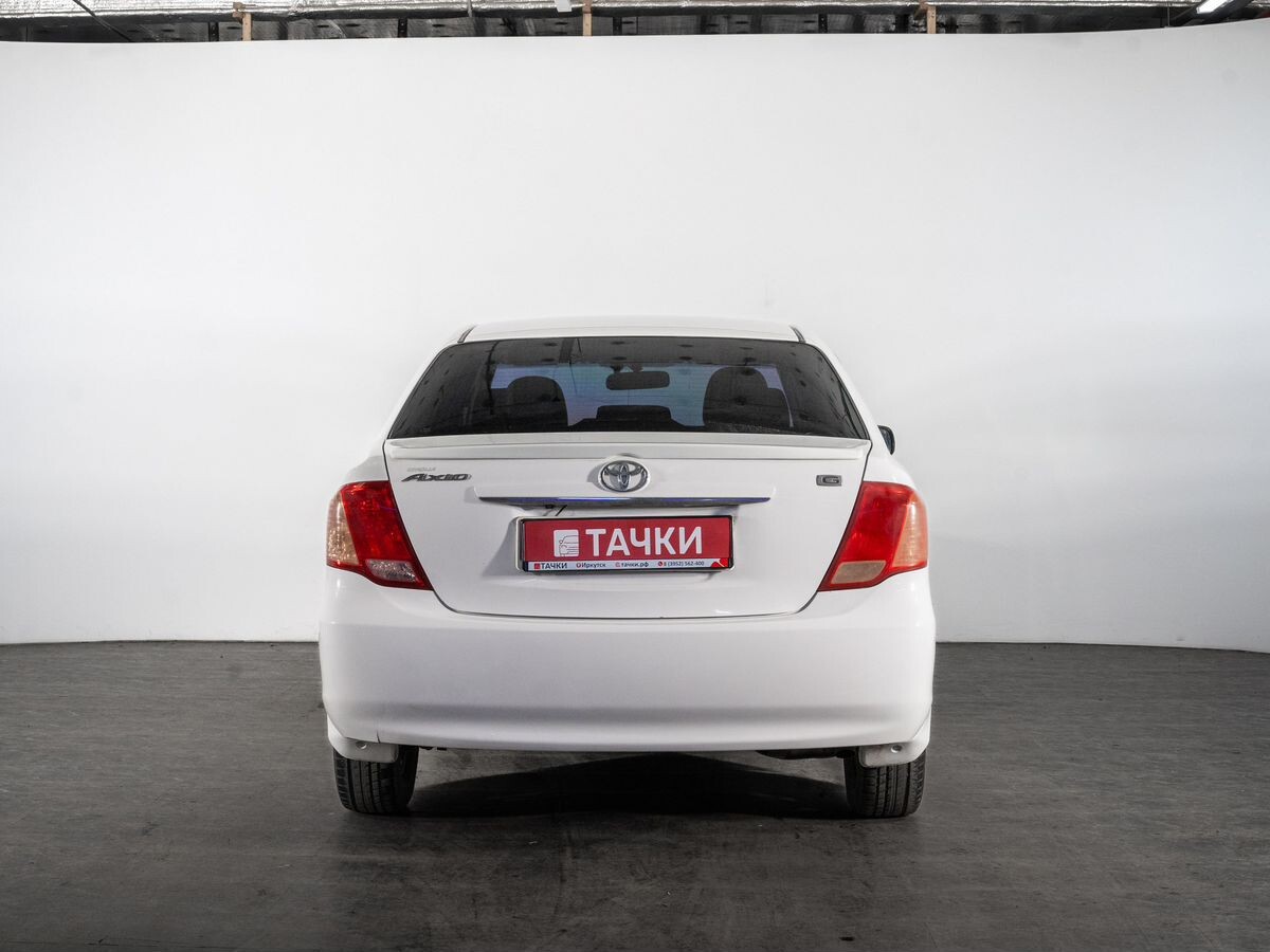 Toyota Corolla Axio 2008 - фото автомобиля