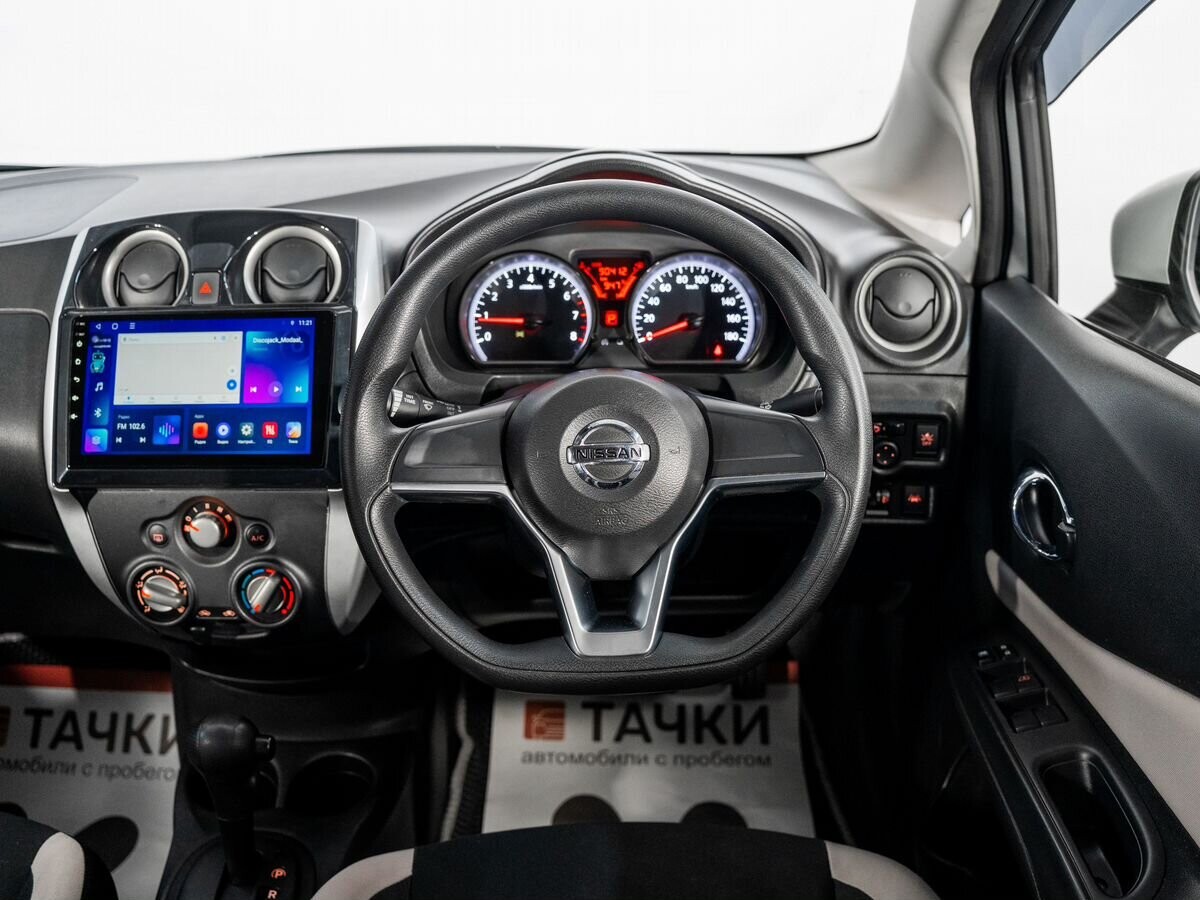 Nissan Note 2018 - фото автомобиля