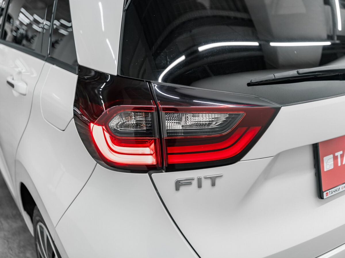 Honda Fit 2021 - фото автомобиля