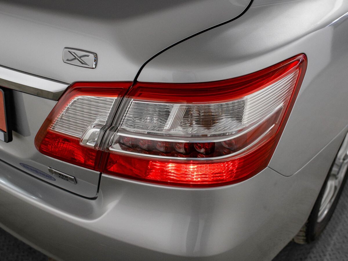 Toyota Premio 2010 - фото автомобиля