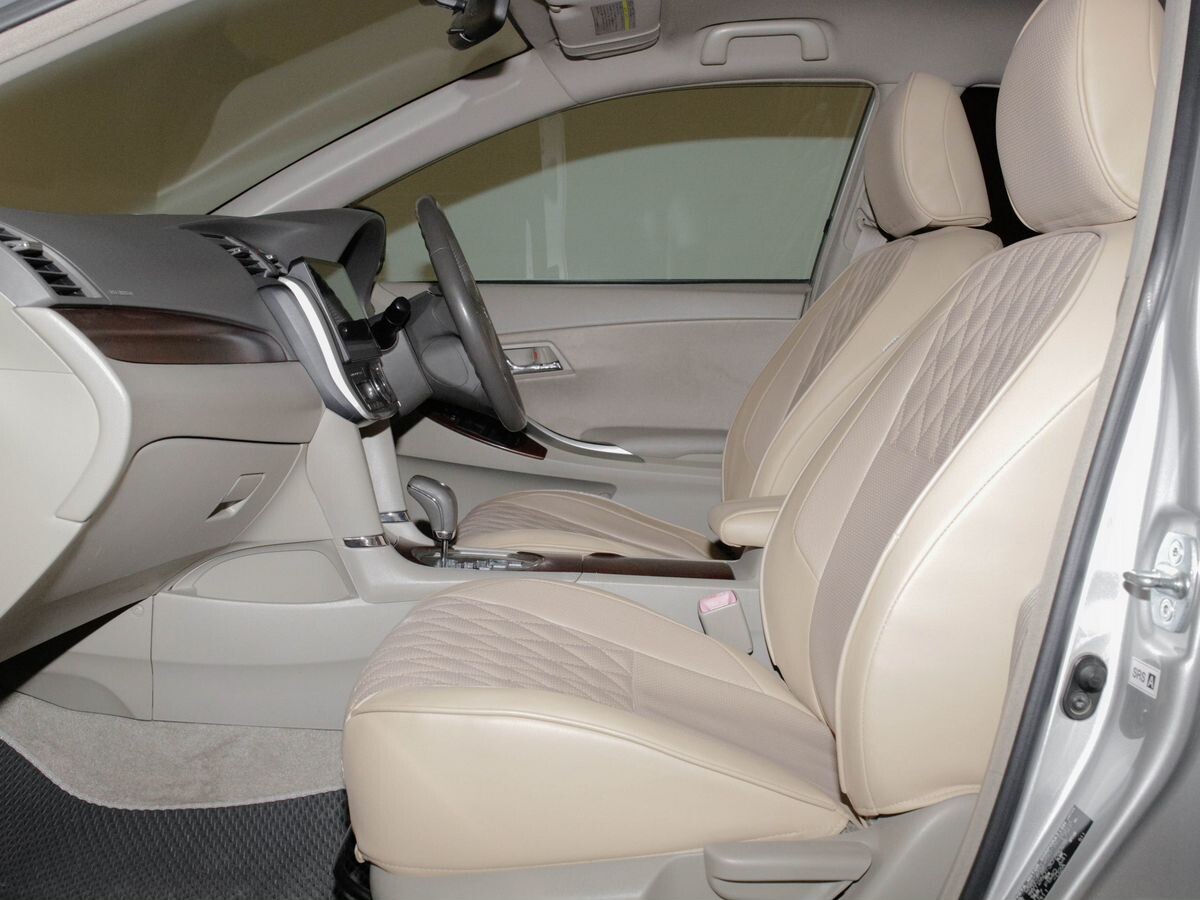Toyota Premio 2010 - фото автомобиля