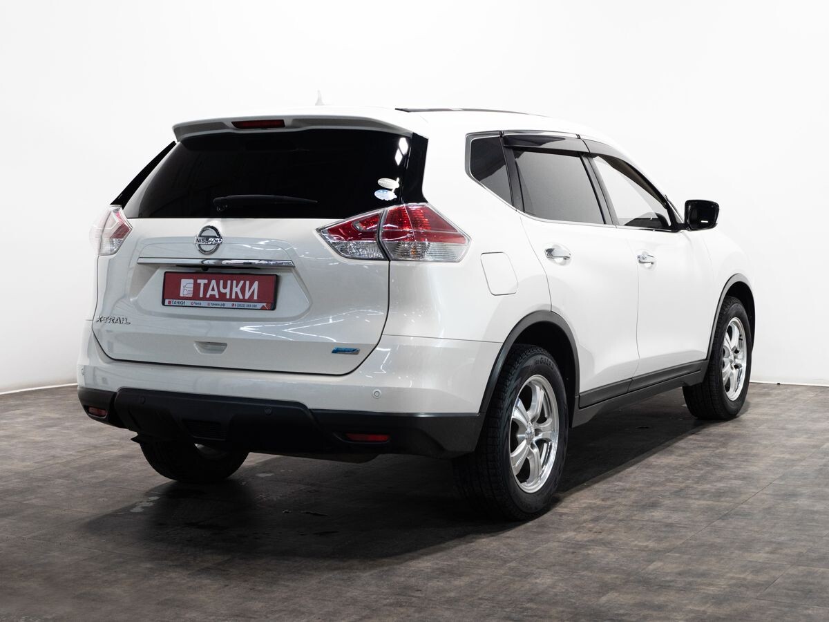 Nissan X-Trail 2015 - фото автомобиля