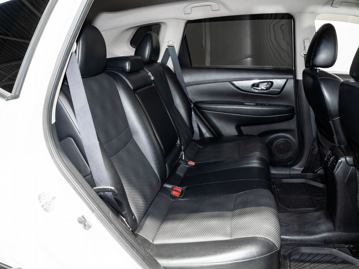 Nissan X-Trail 2015 - фото автомобиля