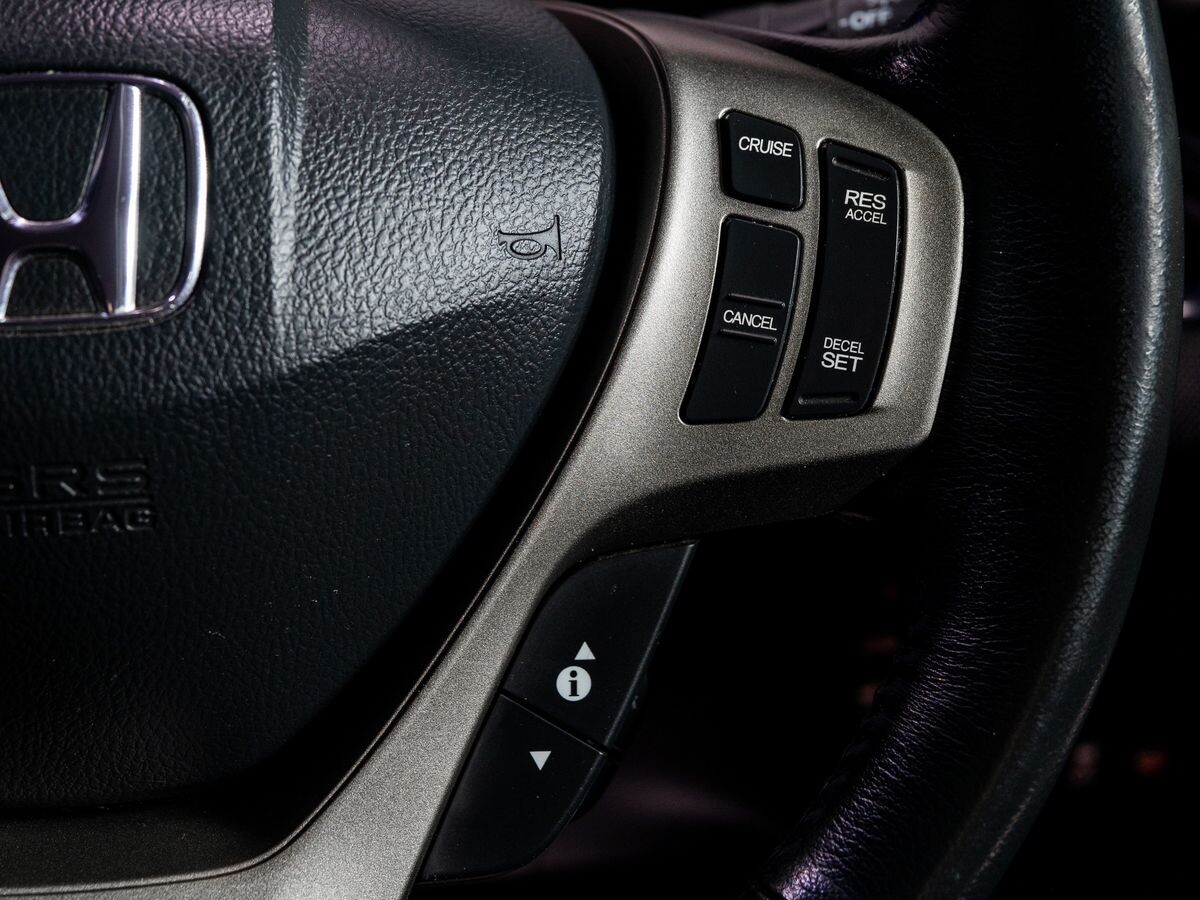 Honda Freed Spike 2013 - фото автомобиля