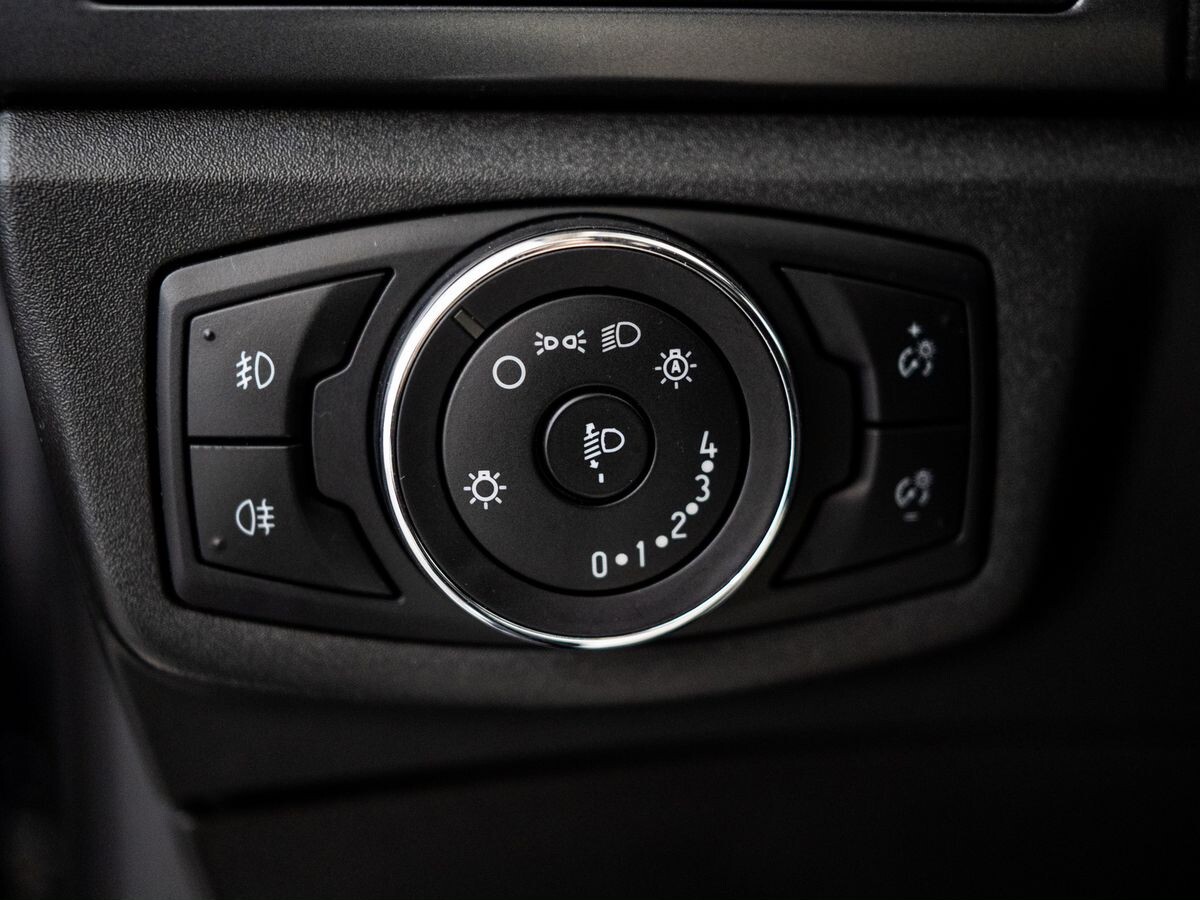 Ford Mondeo 2015 - фото автомобиля