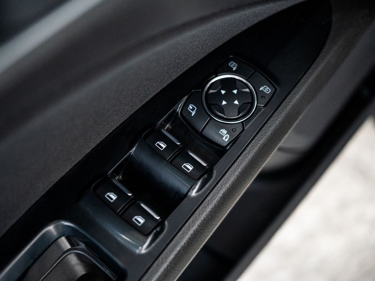 Ford Mondeo 2015 - фото автомобиля