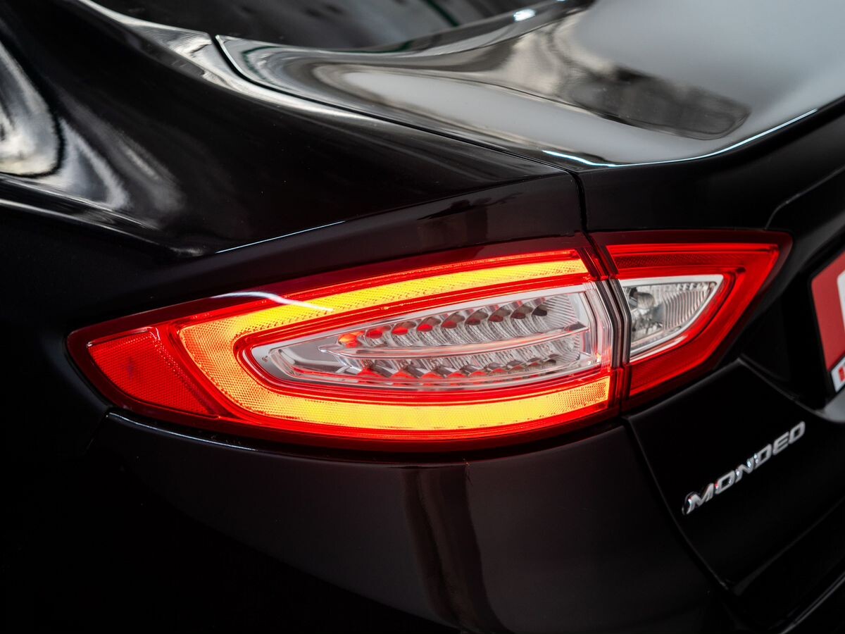 Ford Mondeo 2015 - фото автомобиля