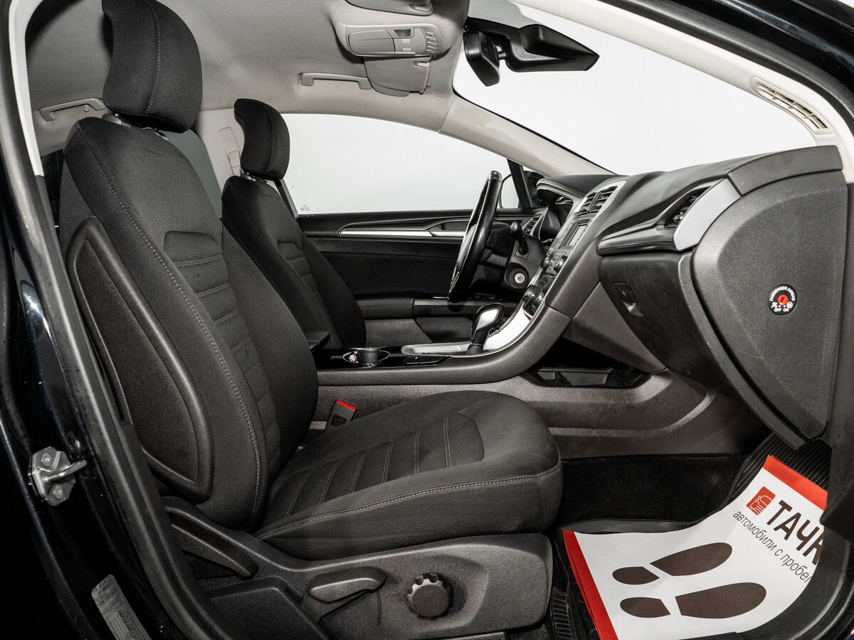 Ford Mondeo 2015 - фото автомобиля