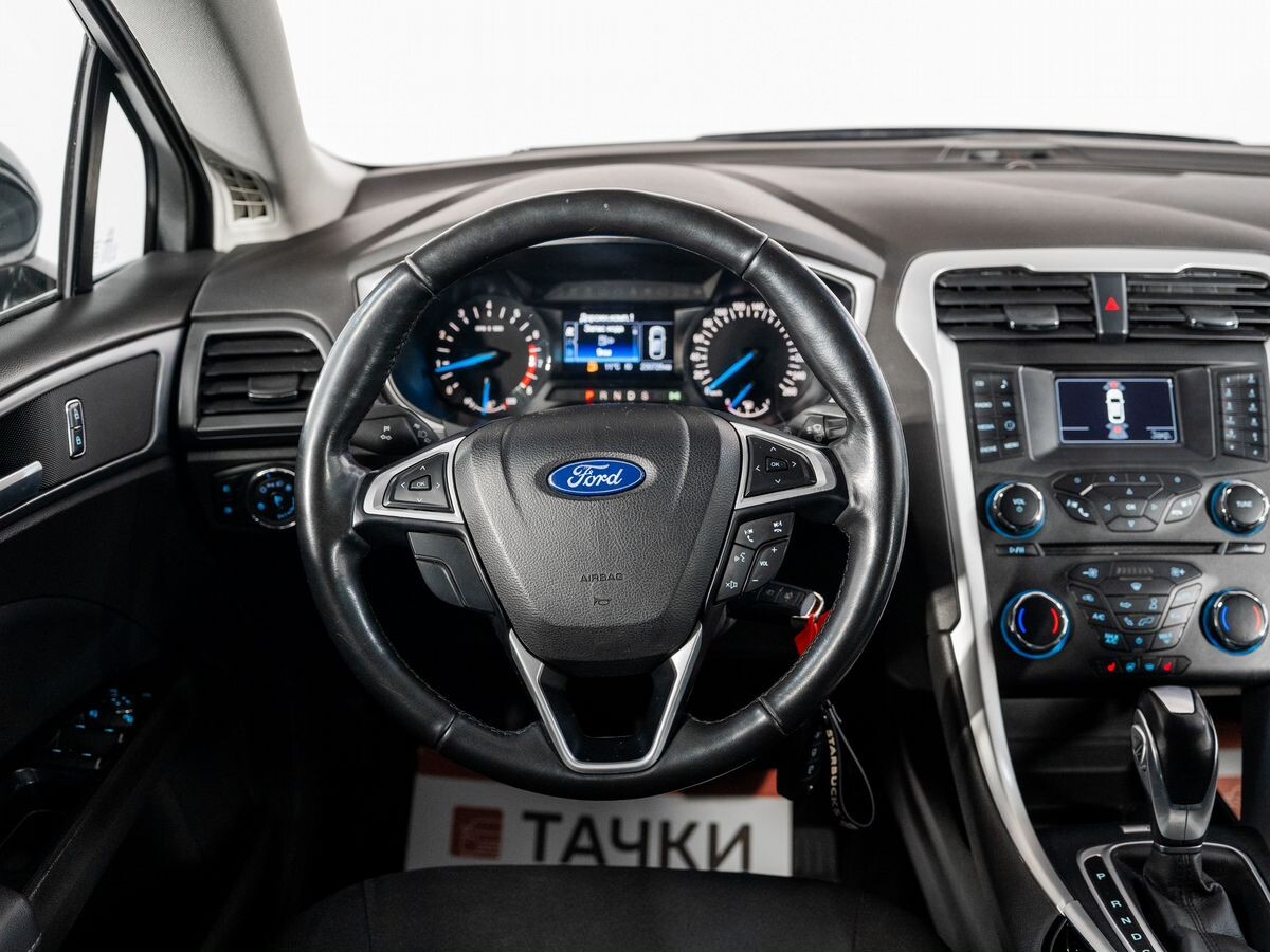 Ford Mondeo 2015 - фото автомобиля