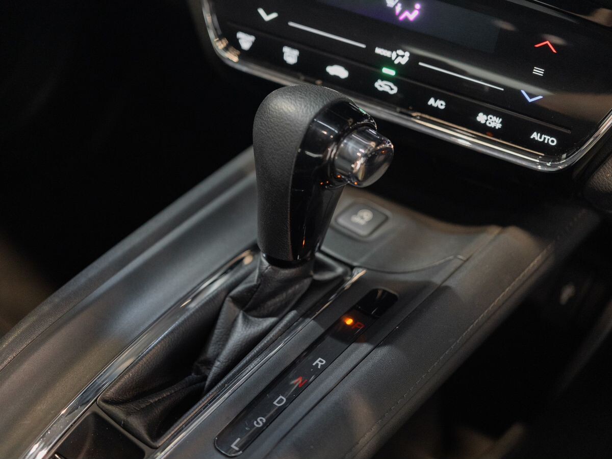 Honda Vezel 2016 - фото автомобиля