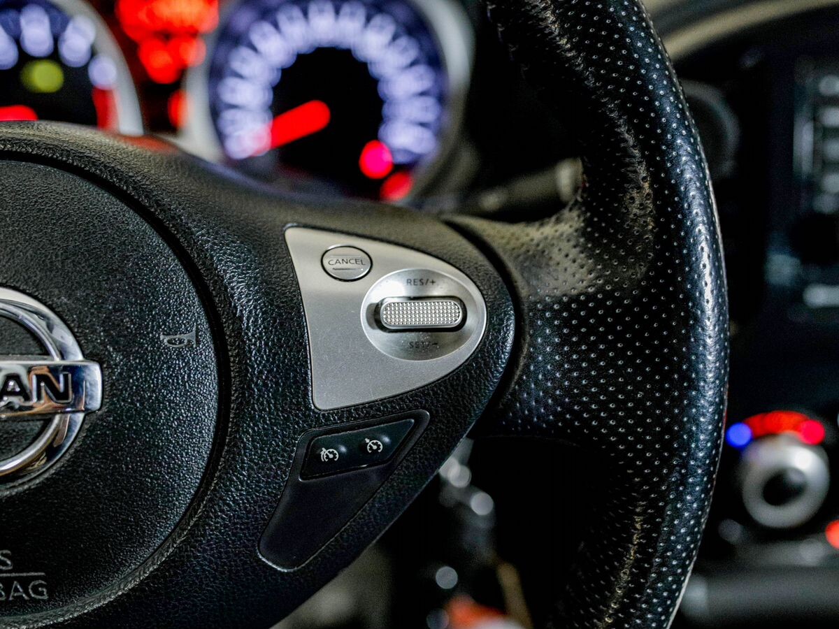 Nissan Juke 2013 - фото автомобиля