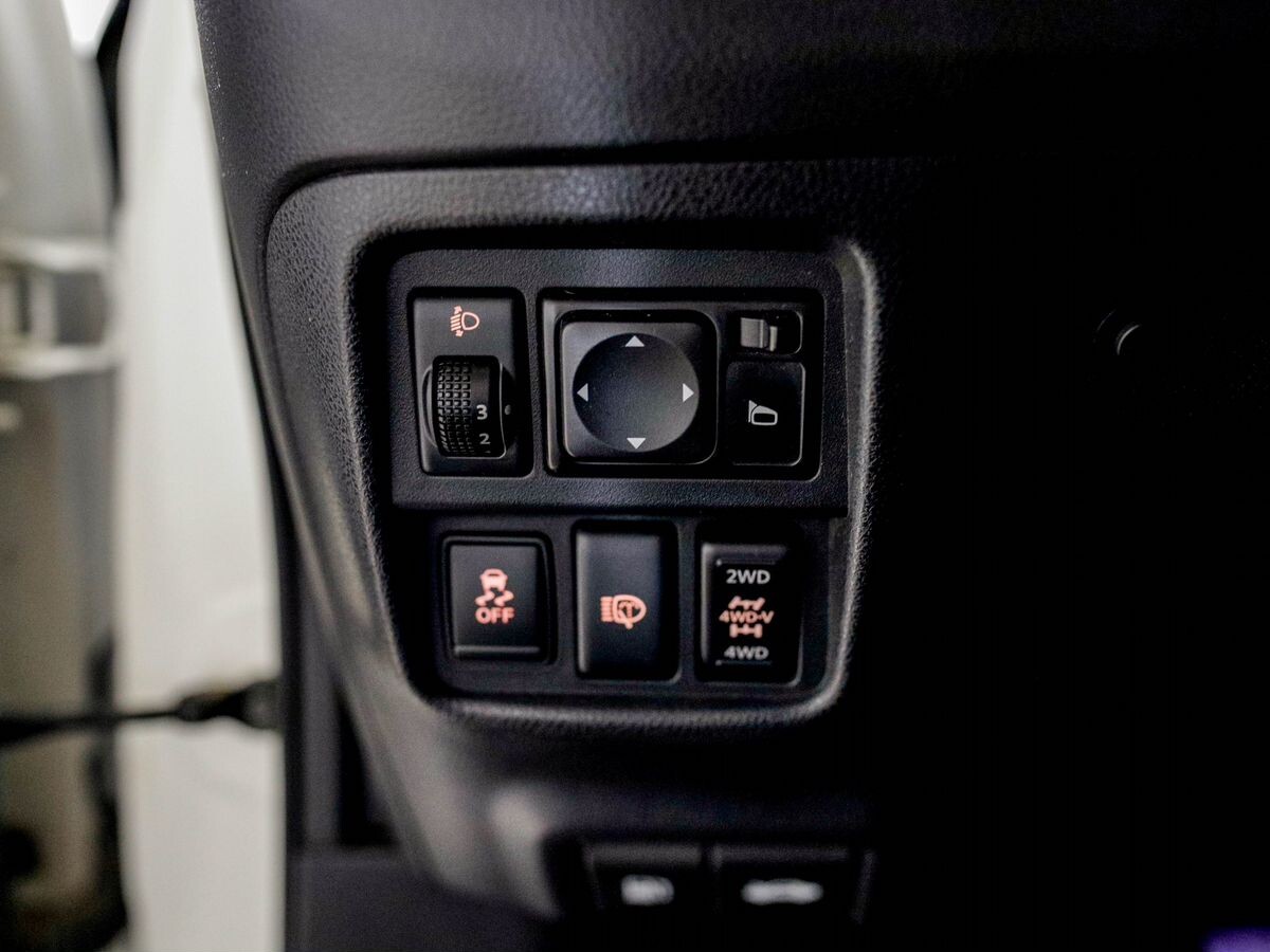 Nissan Juke 2013 - фото автомобиля