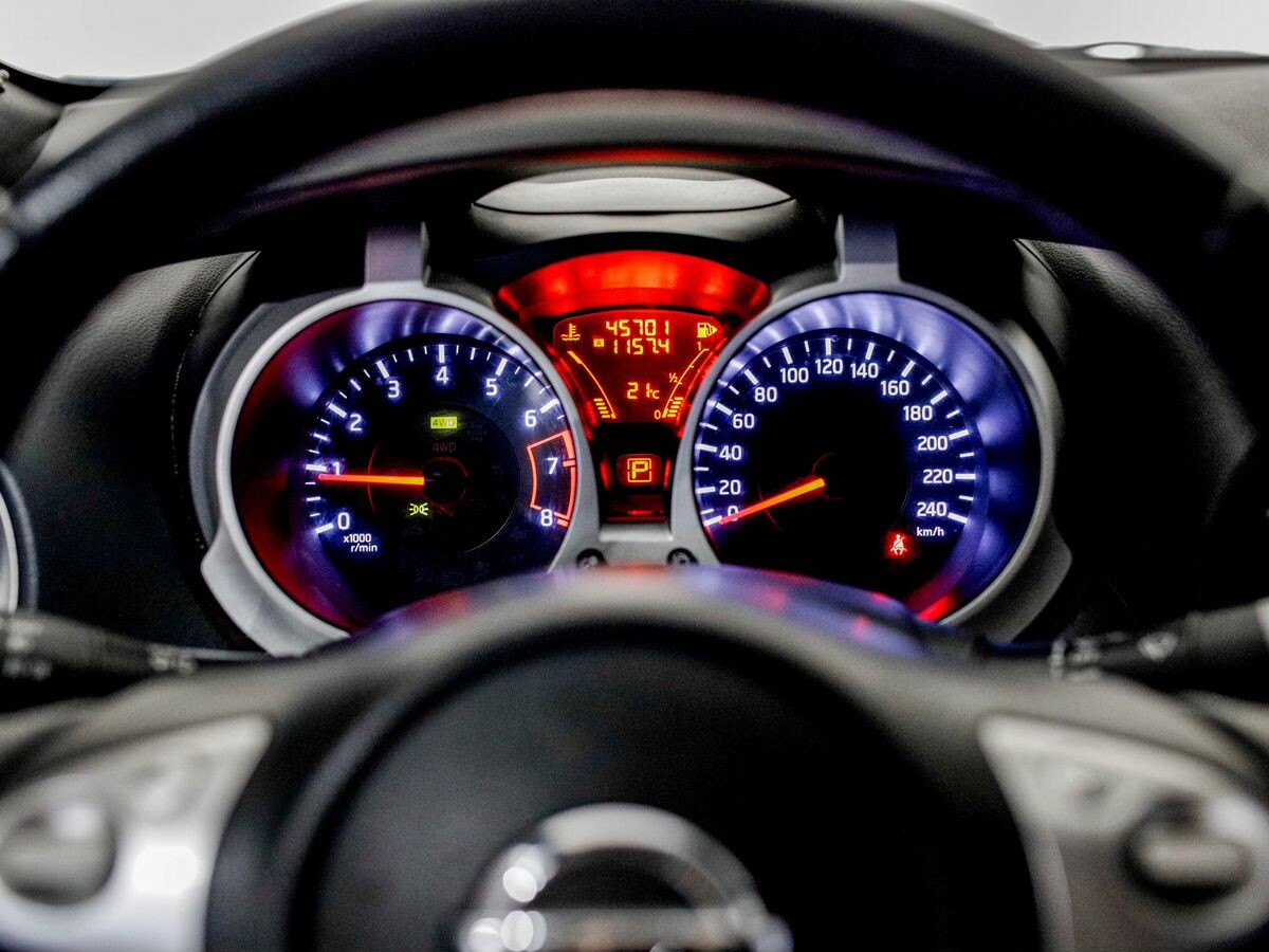 Nissan Juke 2013 - фото автомобиля