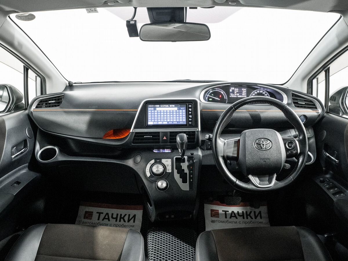Toyota Sienta 2018 - фото автомобиля