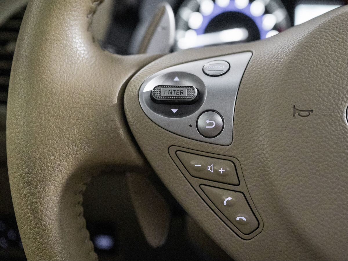 Infiniti FX37 2011 - фото автомобиля