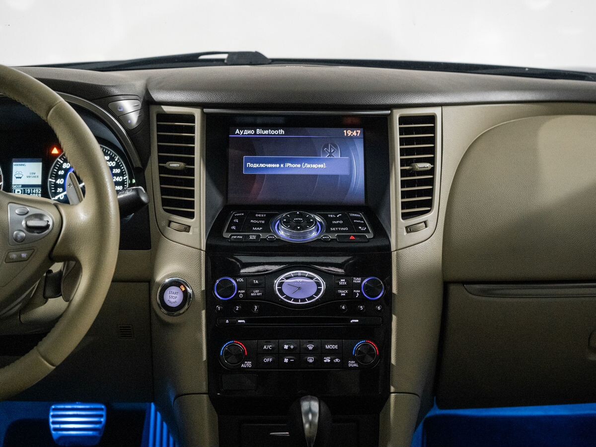 Infiniti FX37 2011 - фото автомобиля