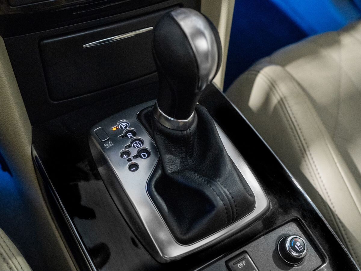 Infiniti FX37 2011 - фото автомобиля