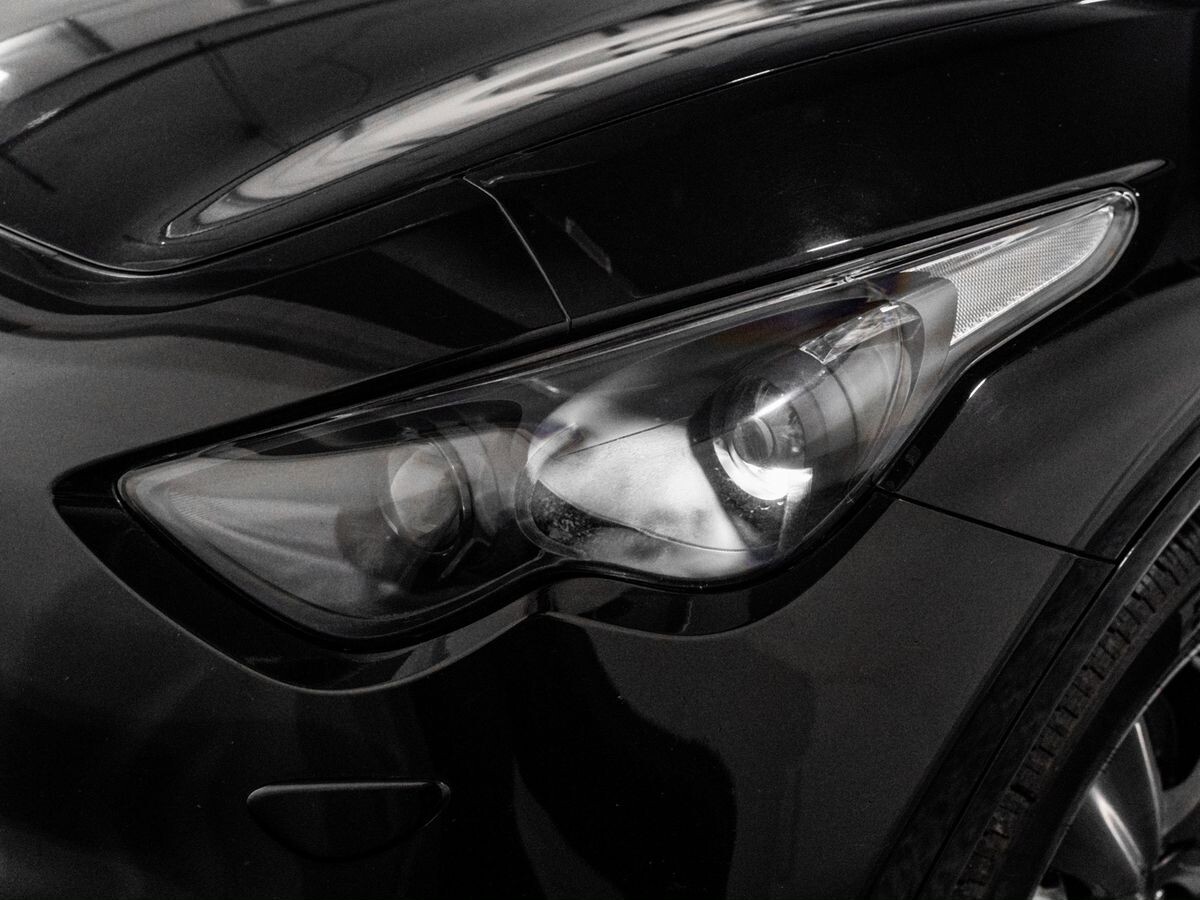 Infiniti FX37 2011 - фото автомобиля