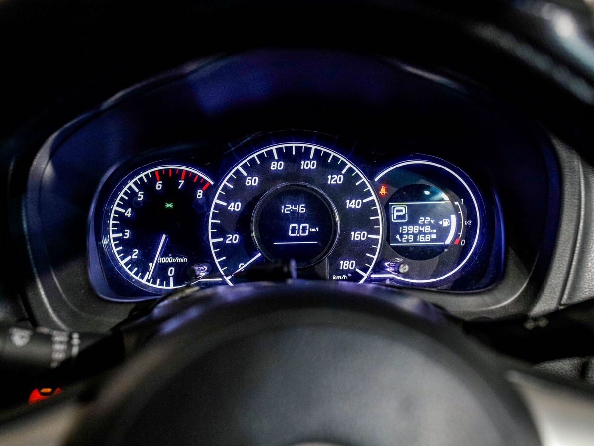 Nissan Note 2013 - фото автомобиля