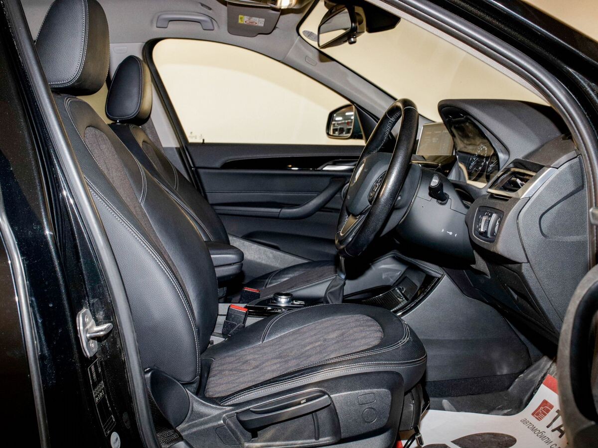 BMW X1 2016 - фото автомобиля