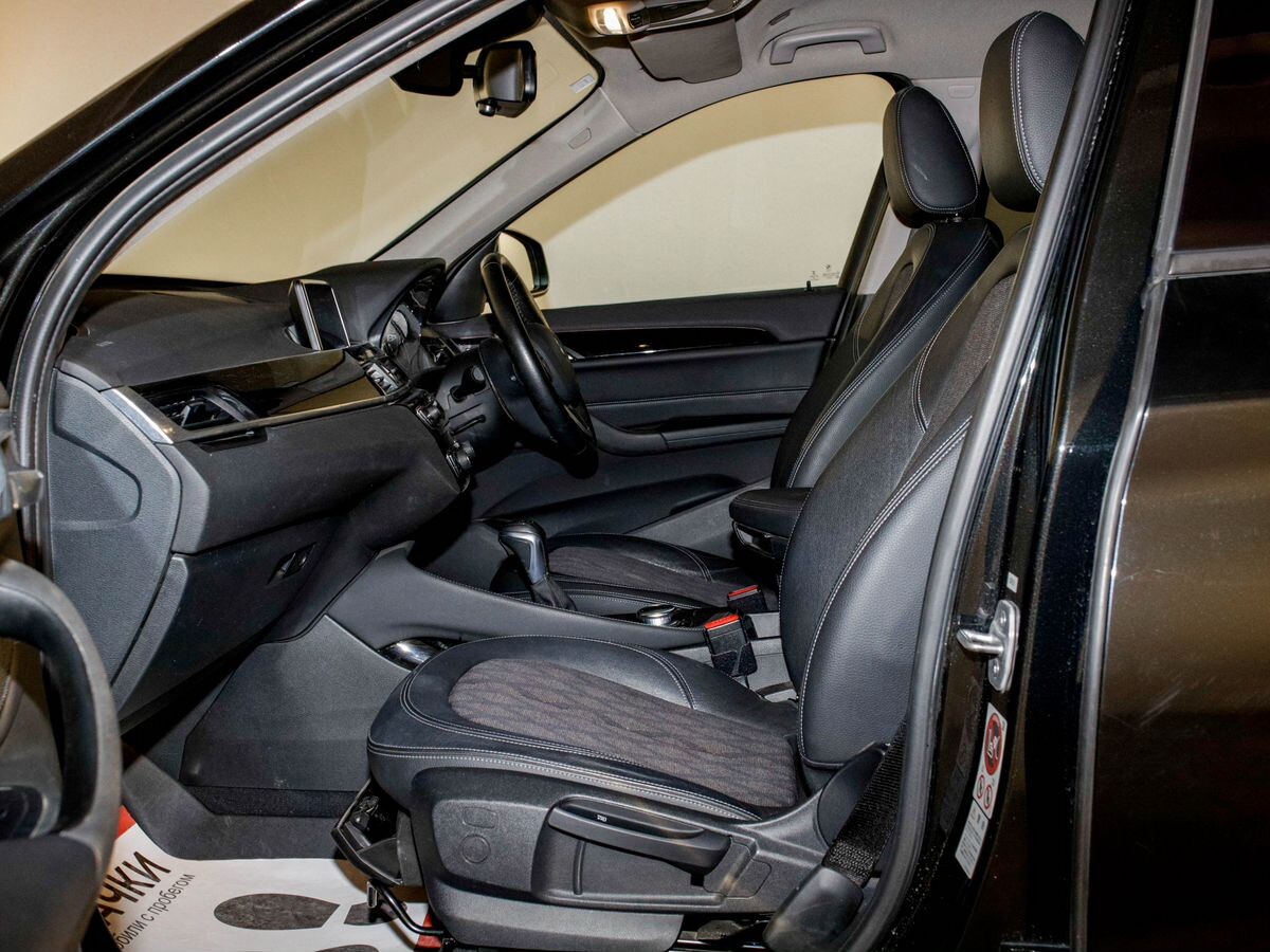 BMW X1 2016 - фото автомобиля