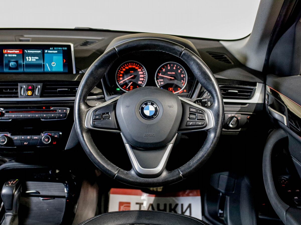 BMW X1 2016 - фото автомобиля