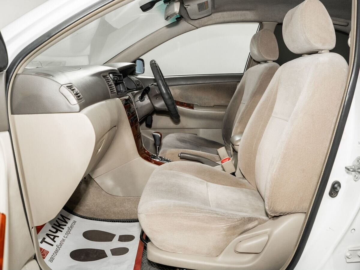 Toyota Corolla 2003 - фото автомобиля
