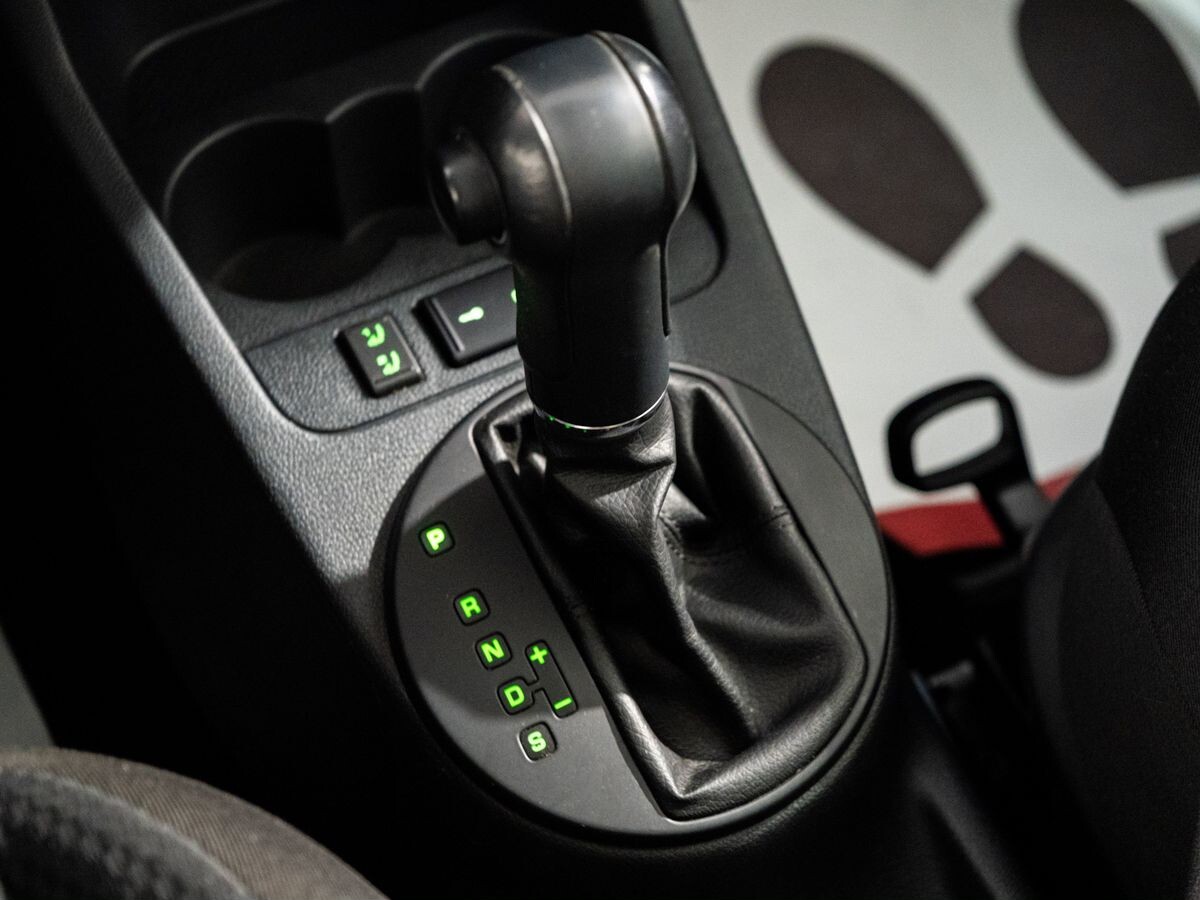 Skoda Fabia 2012 - фото автомобиля