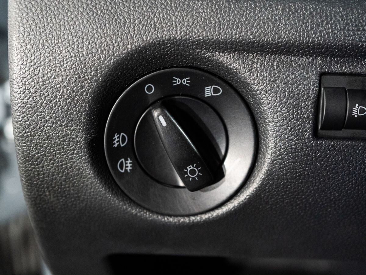 Skoda Fabia 2012 - фото автомобиля