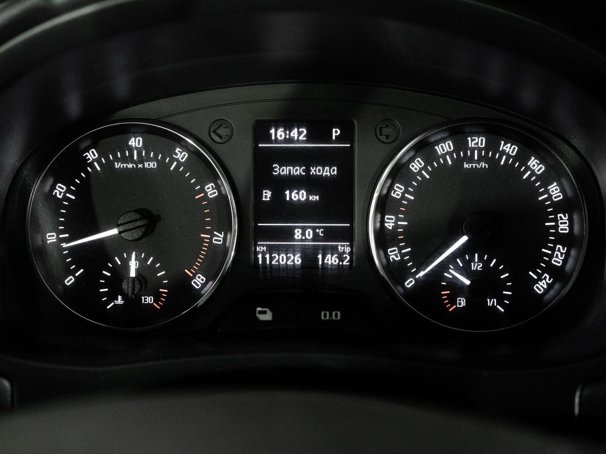 Skoda Fabia 2012 - фото автомобиля