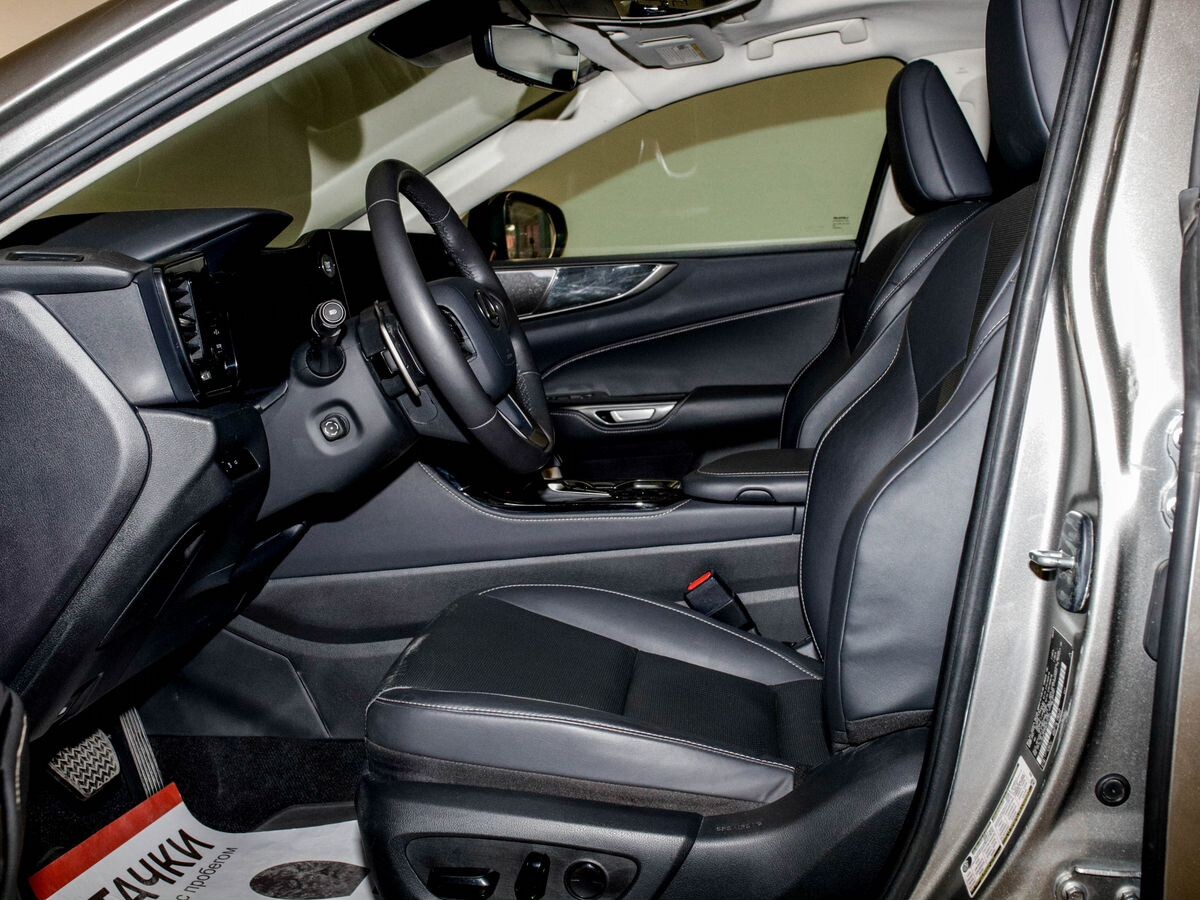 Lexus NX350 2022 - фото автомобиля