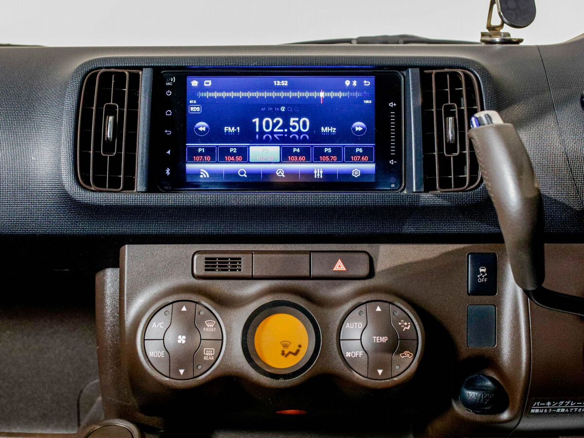 Toyota Passo 2015 - фото автомобиля