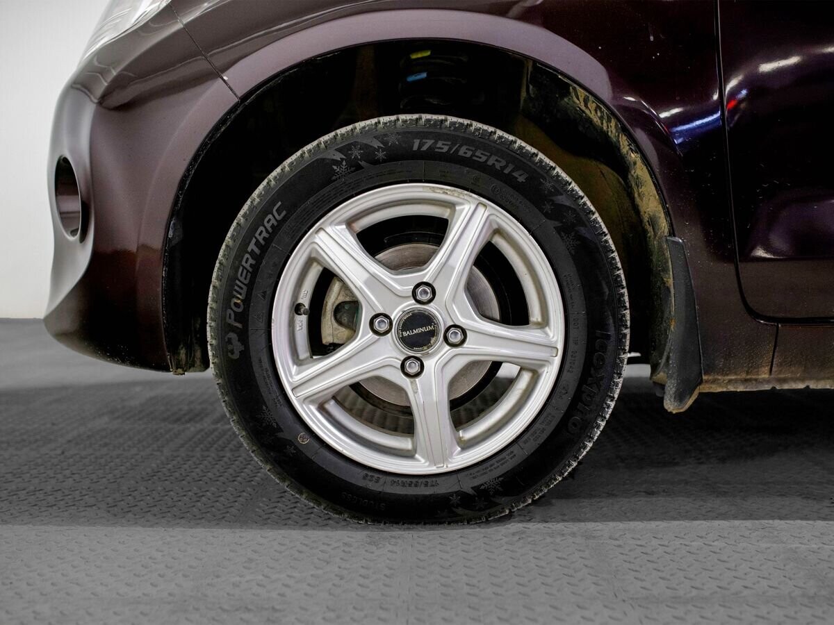 Toyota Passo 2015 - фото автомобиля