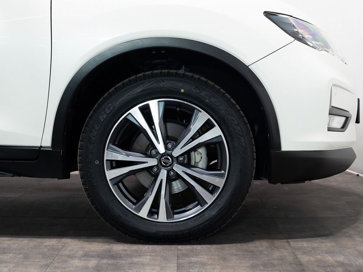 Nissan X-Trail 2019 - фото автомобиля