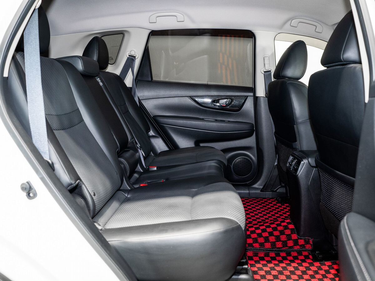 Nissan X-Trail 2019 - фото автомобиля