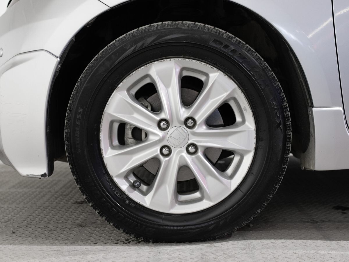 Honda Fit 2010 - фото автомобиля