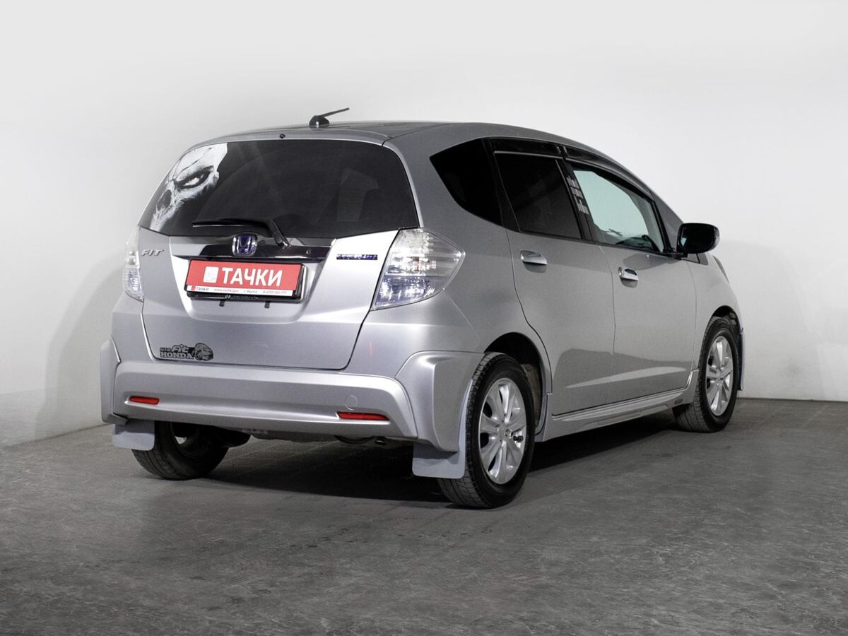 Honda Fit 2010 - фото автомобиля