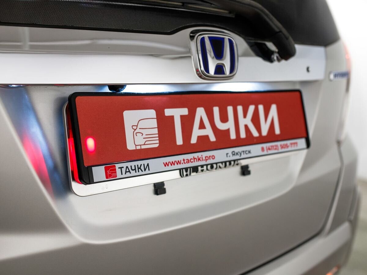 Honda Fit 2010 - фото автомобиля