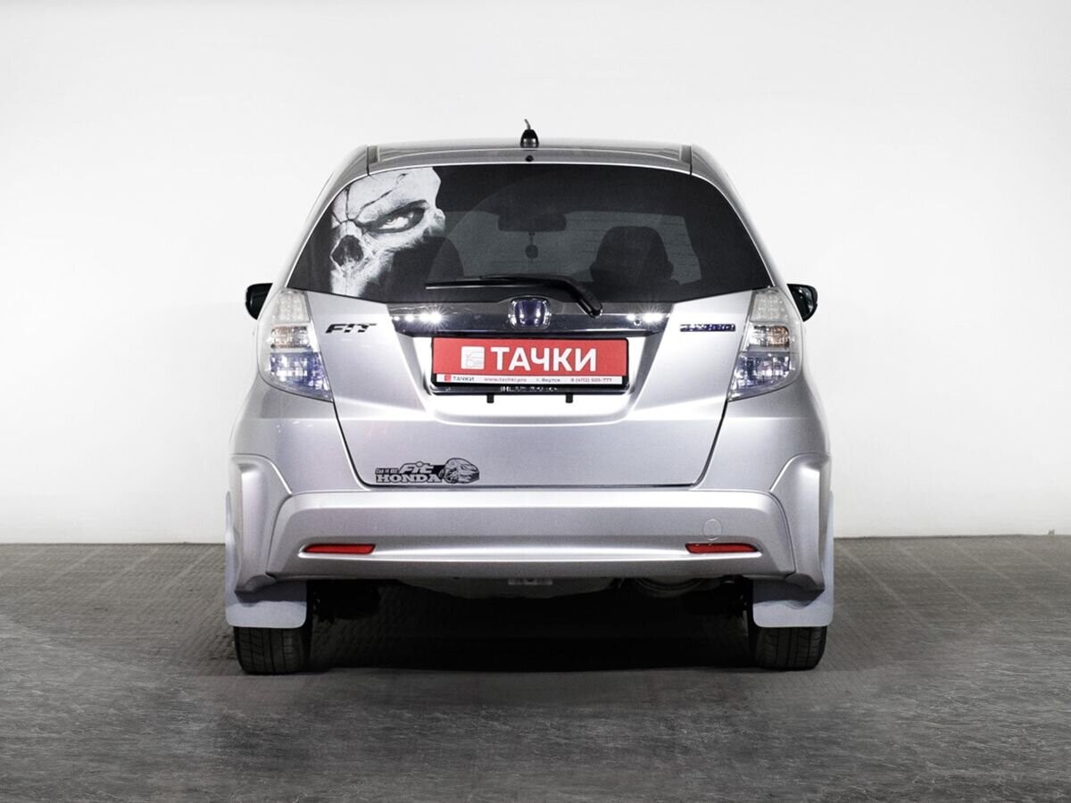Honda Fit 2010 - фото автомобиля