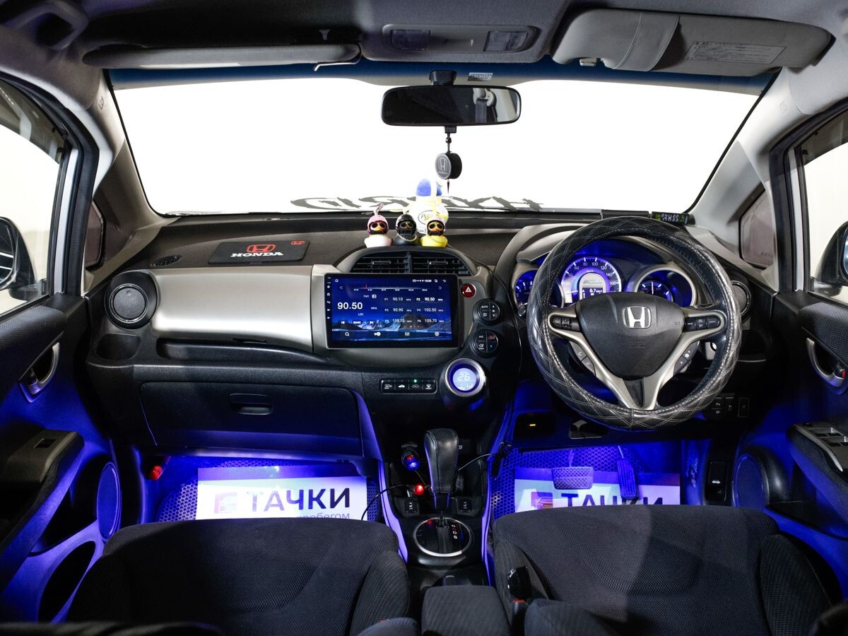 Honda Fit 2010 - фото автомобиля