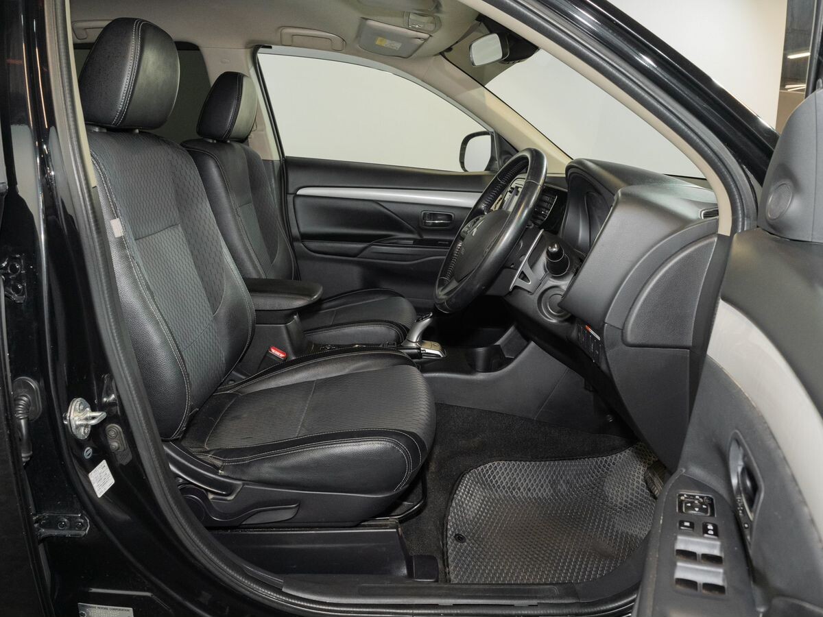 Mitsubishi Outlander 2013 - фото автомобиля