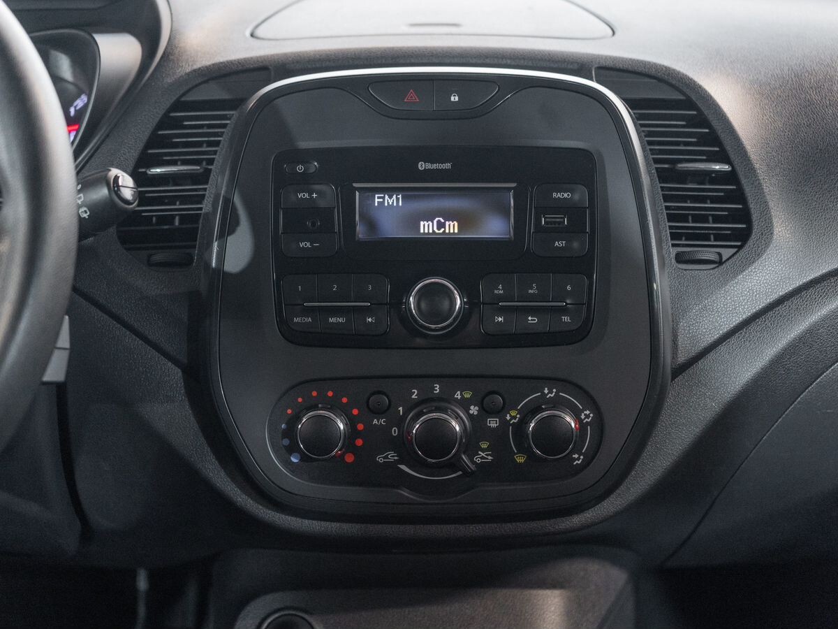 Renault Kaptur 2019 - фото автомобиля