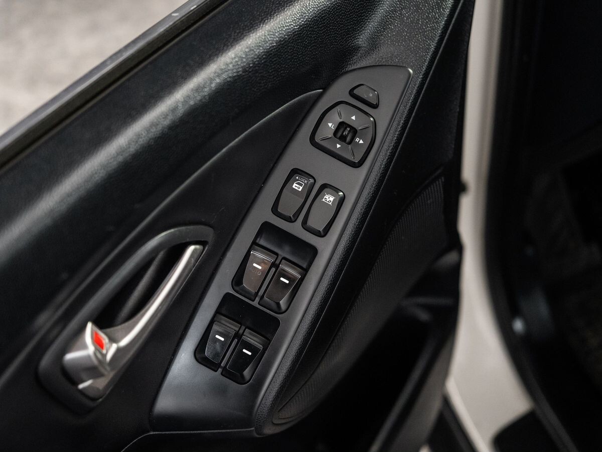 Hyundai ix35 2013 - фото автомобиля