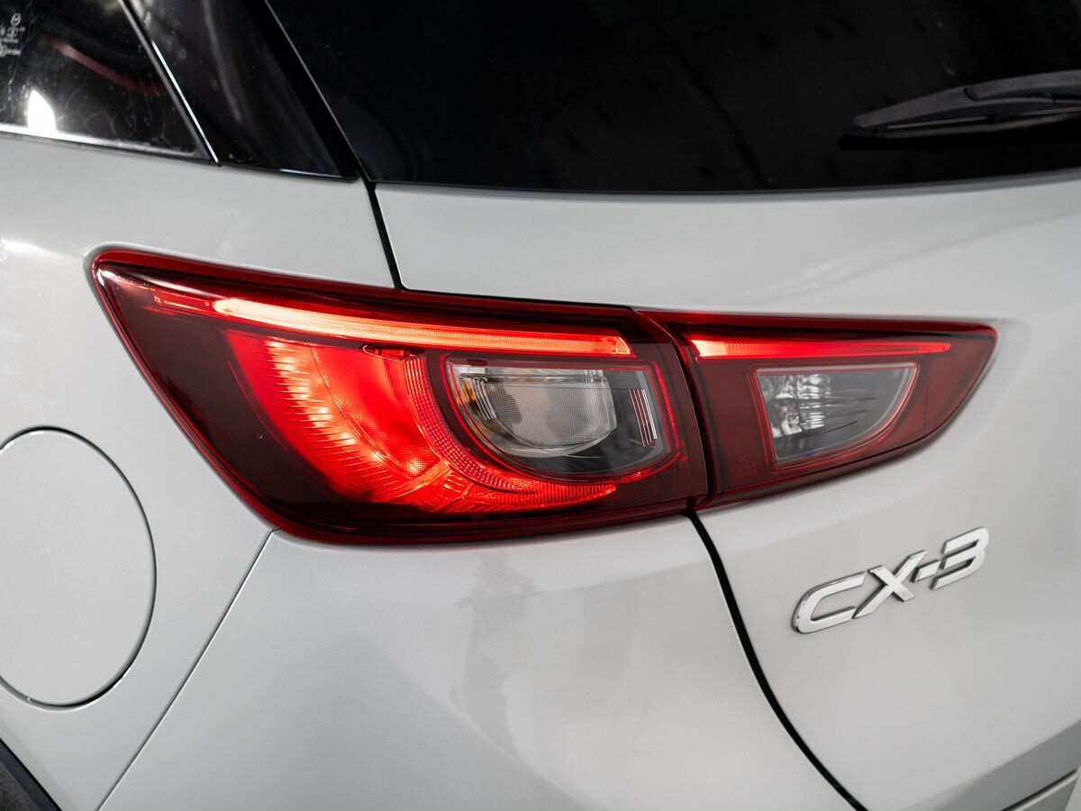 Mazda CX-3 2015 - фото автомобиля