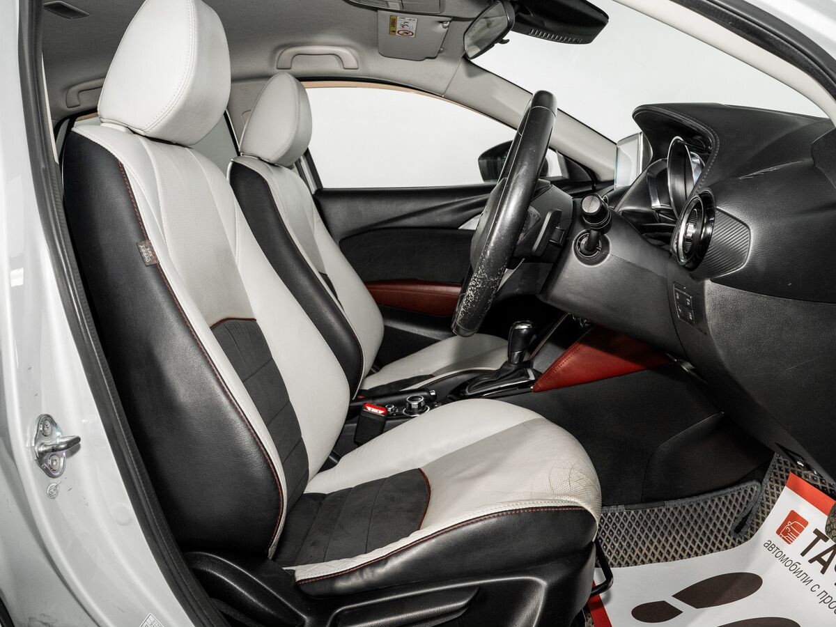 Mazda CX-3 2015 - фото автомобиля